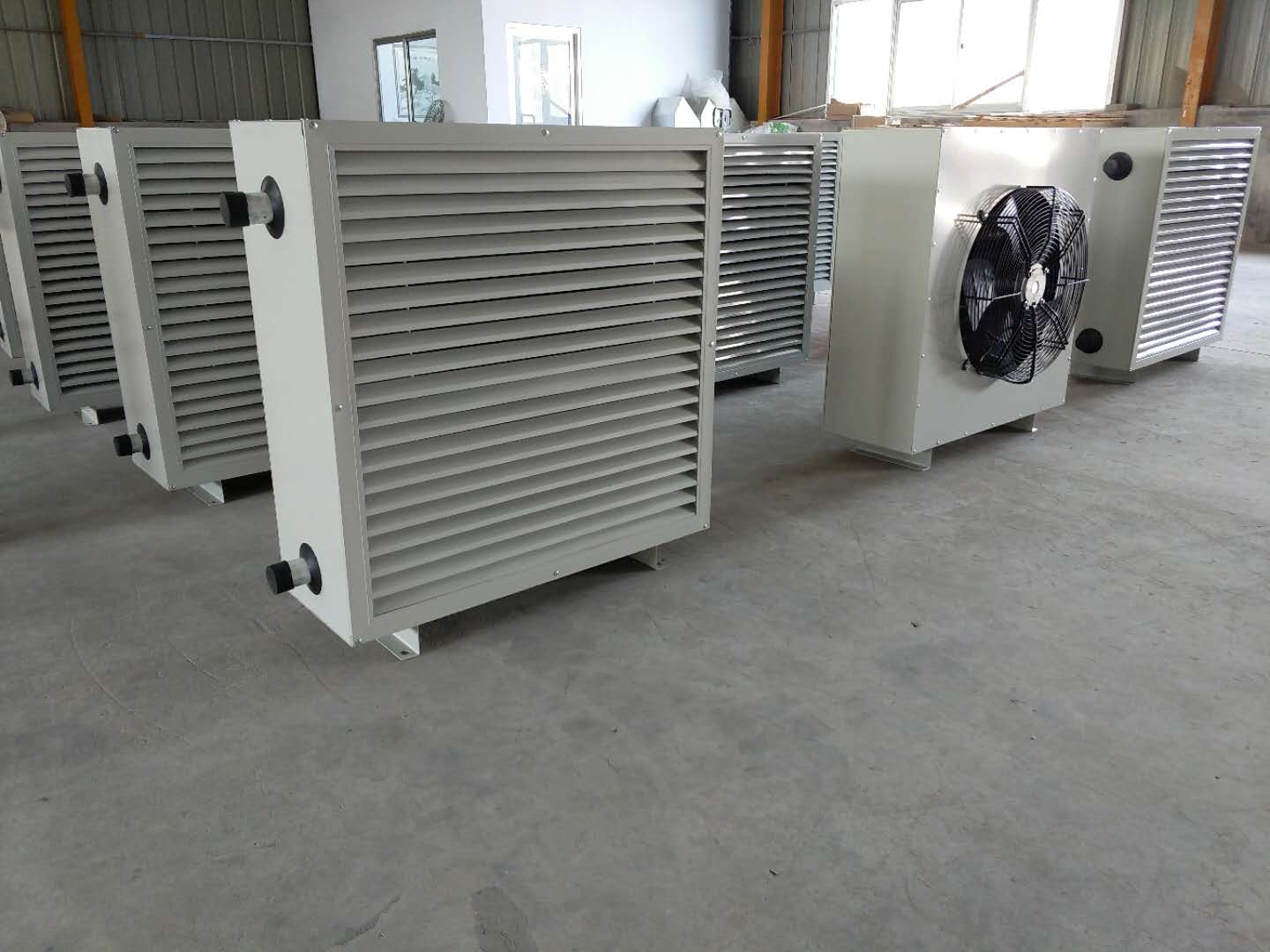 济南4Q蒸汽暖风机现场安装|德州q型蒸汽暖风机专业制造厂家